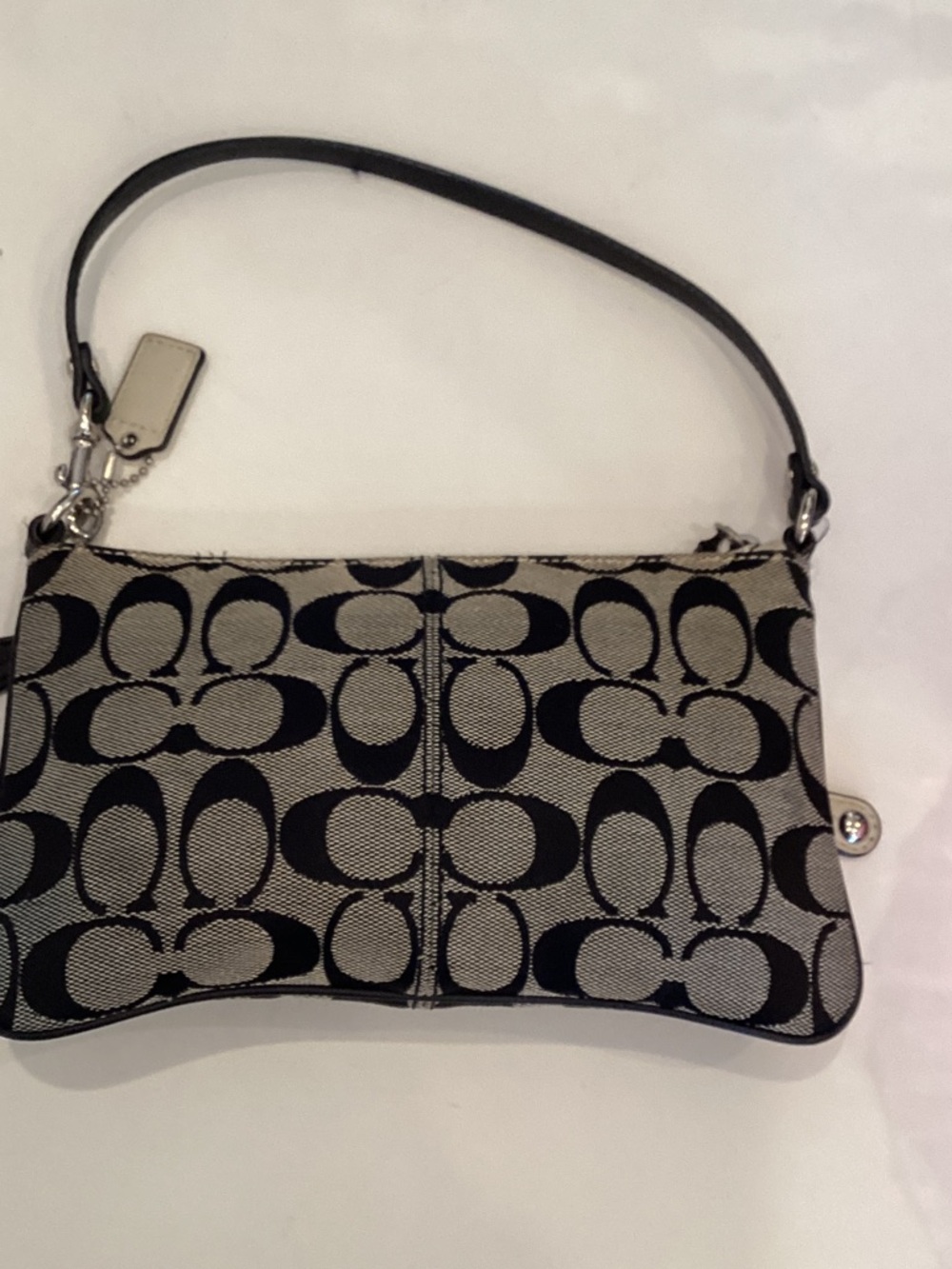 Coach Black and Cream Signature Wristlet Clutch - Picture 3 of 3